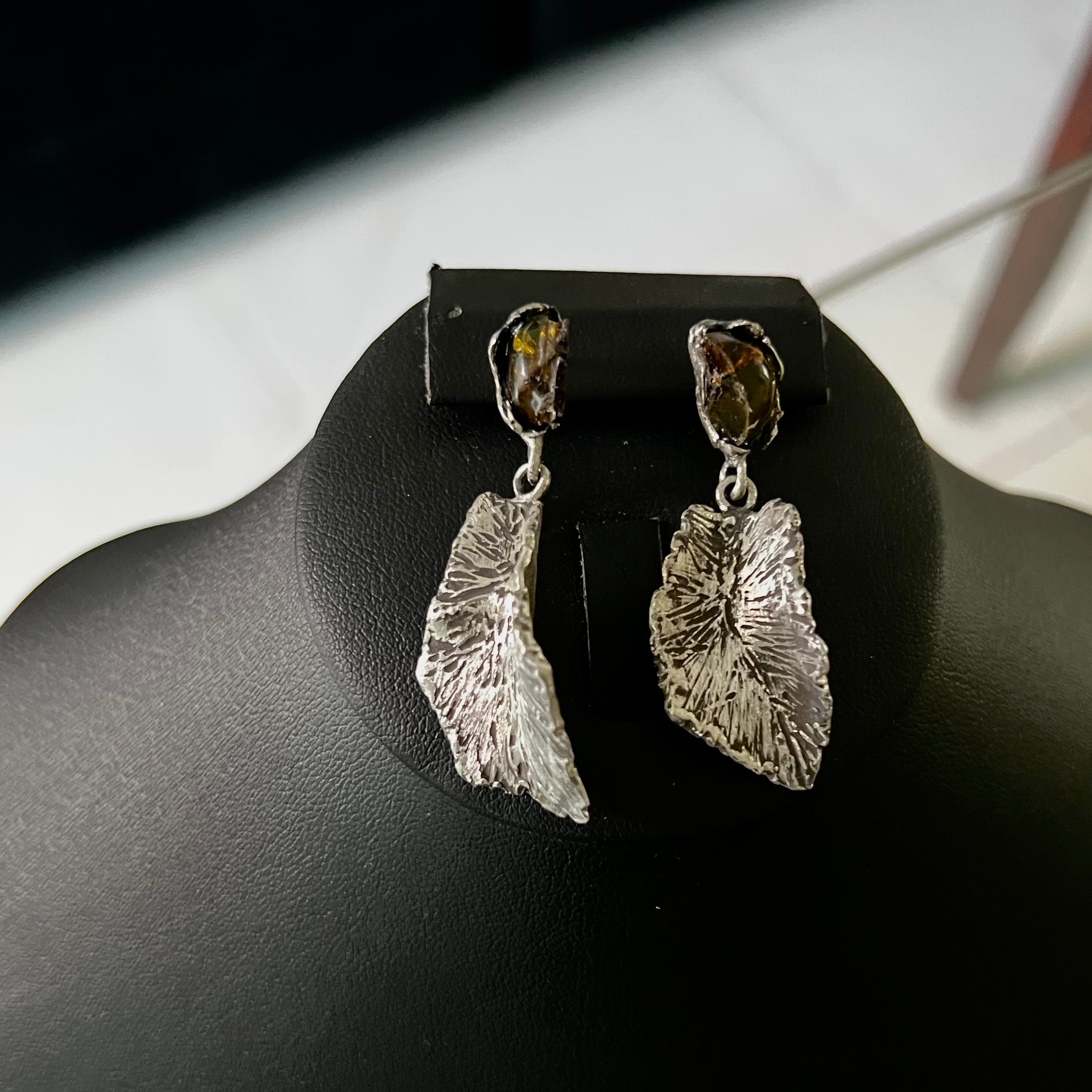 Aretes con ámbar